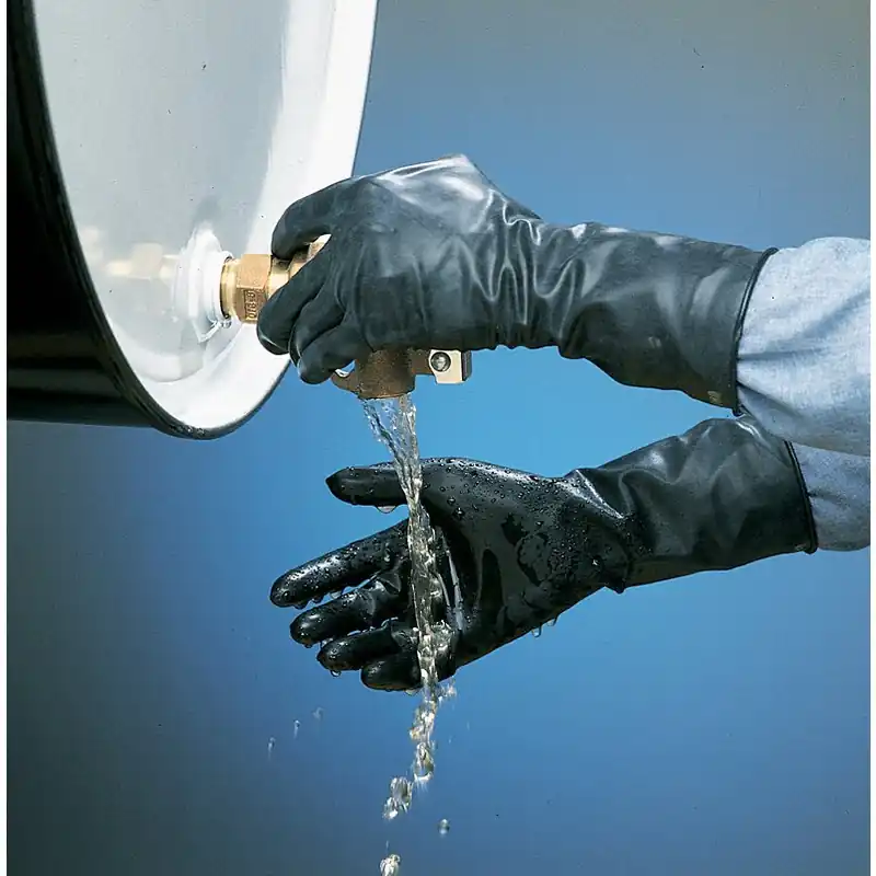 Honeywell North B131R/7 North Butyl Dipped Chemical Resistant Gloves Size 7