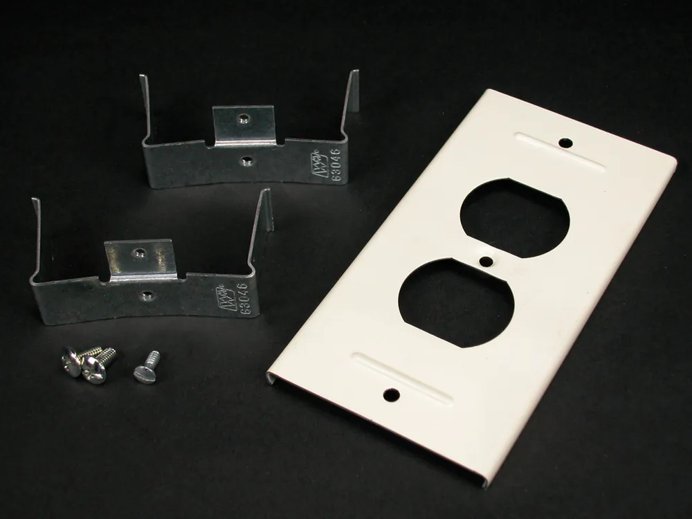 Wiremold G3046BE Duplex Receptacle Cover 5-3/8 Inch Steel Gray