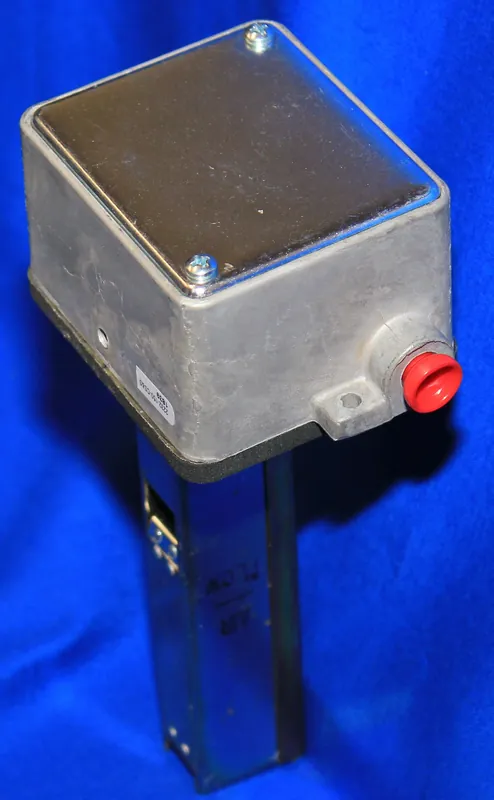 Crandall 2232-150-CS&S 2X2 Duct Pneumatic Transmitter Power