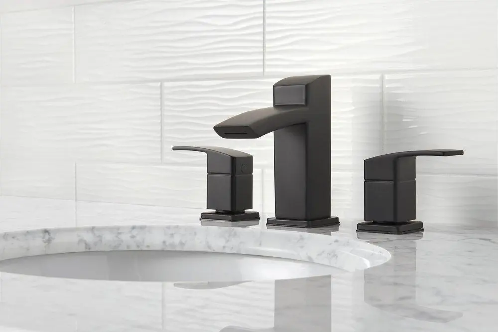 Pfister LG42DF1B Kenzo Single Handle Lavatory Faucet in Matte Black