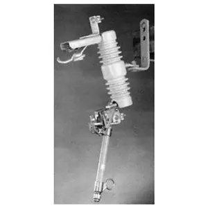 Hubbell C710112PB Overhead Cutout Porcelain Insulator 15 kV 100A