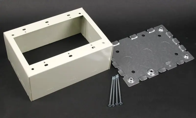 Wiremold V5744-3 3 Gang Extra Deep Switch and Receptacle Box Fitting, 500/700 Series