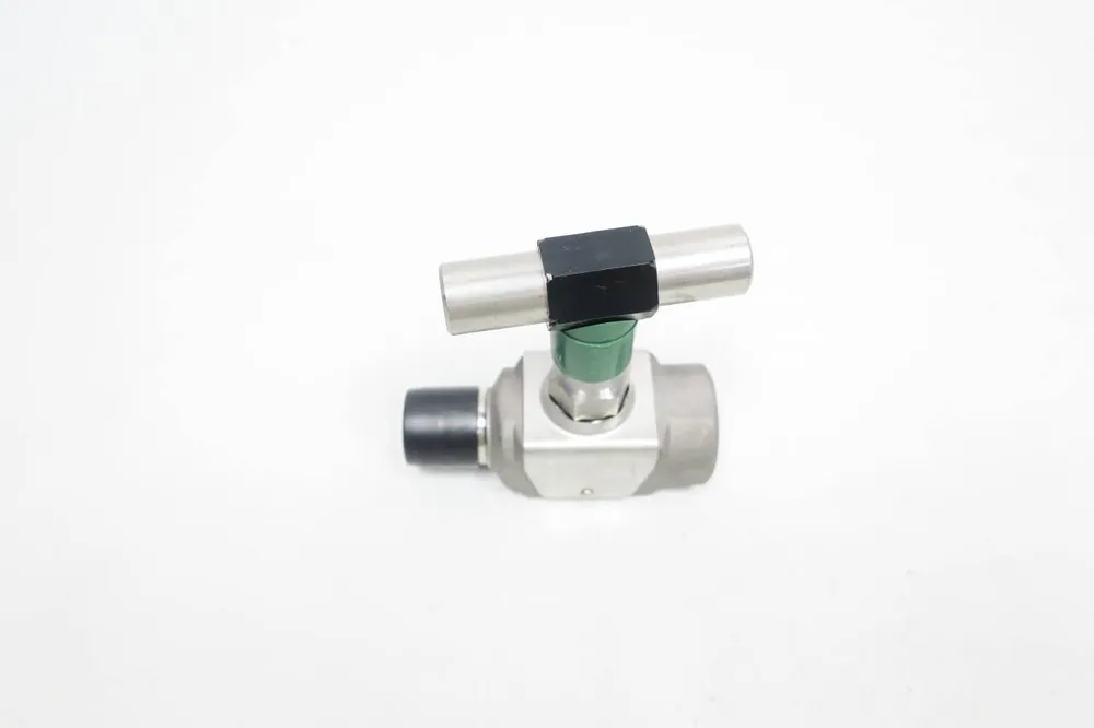 Balon N465-MF - 1/2 Male-Female 6000# WP Stainless Needle Valve